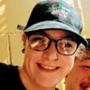 Meet your Posher, Michaela